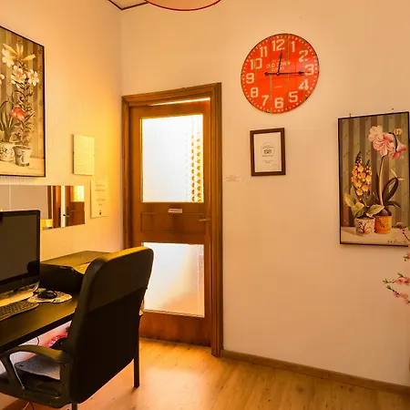 Rosso Charming Vaticano Bed and Breakfast